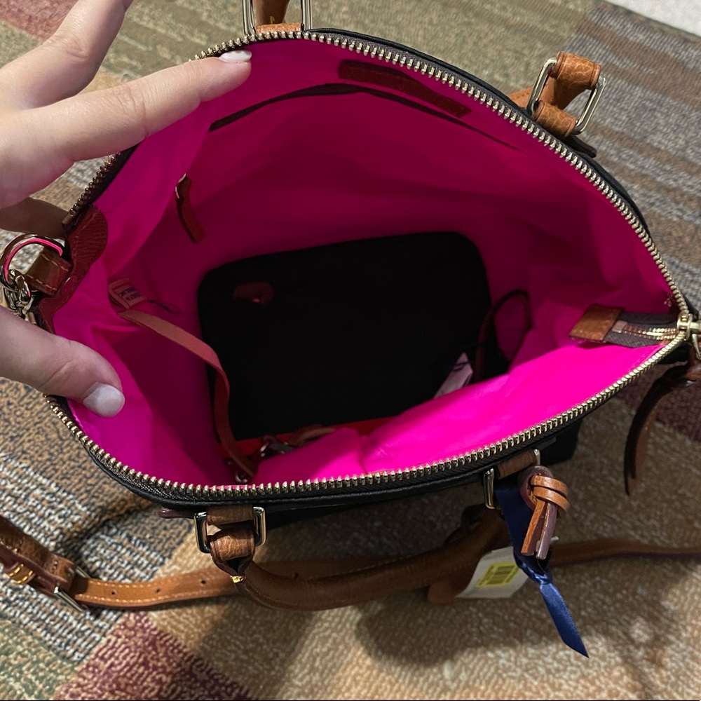Dooney and Bourke Purse - Picture 5 of 5